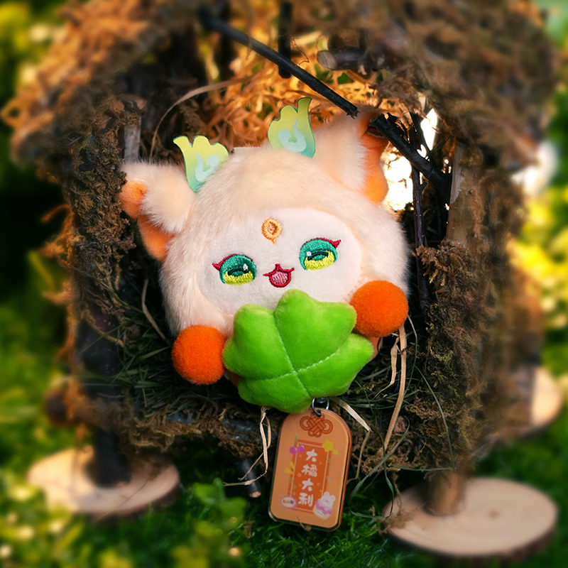 Lucky Cloud Elf Plush Embroide - огляд і ціна Craft Embellishment Storage