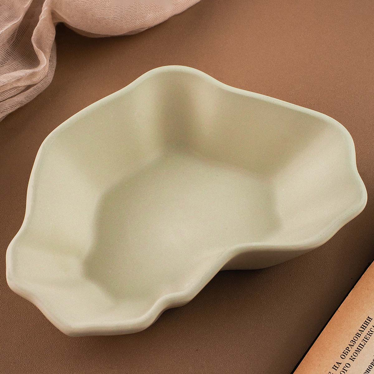 Irregular Candle Bowl Silicone - огляд і ціна Craft Embellishment Storage