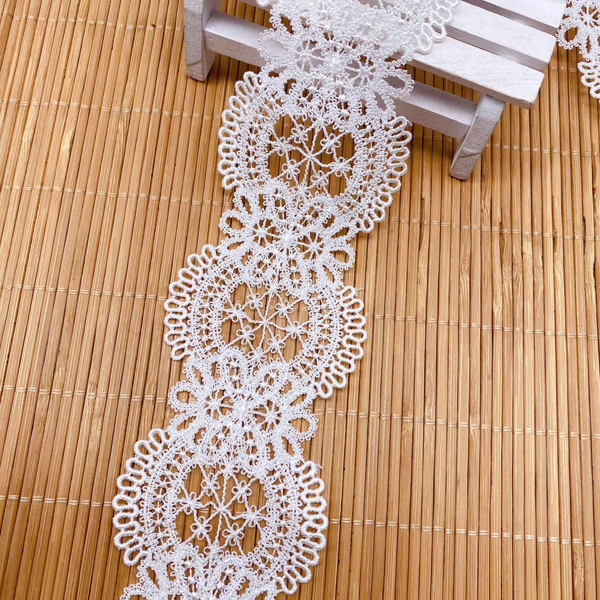 Hollow Flower Embroidered Lace - огляд і ціна Lace Ribbon Trim