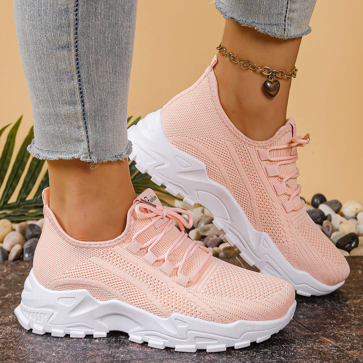 Women's sports shoes 2025: Bre - огляд і ціна Guipure Lace Panel