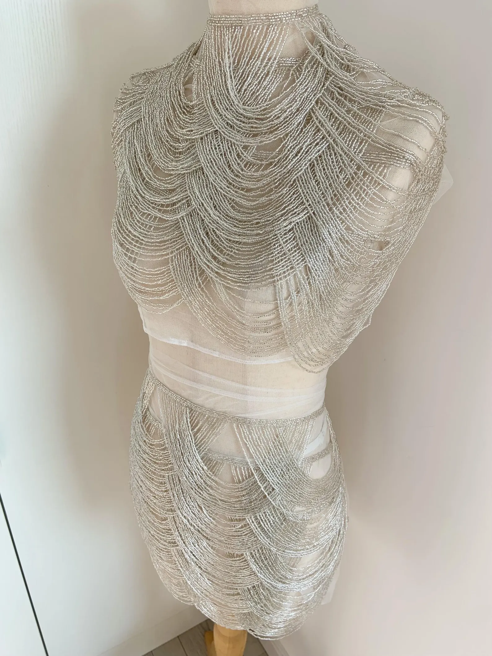 Silver Chains Cape Fabric, Bea - огляд і ціна Beaded Trim Fringe